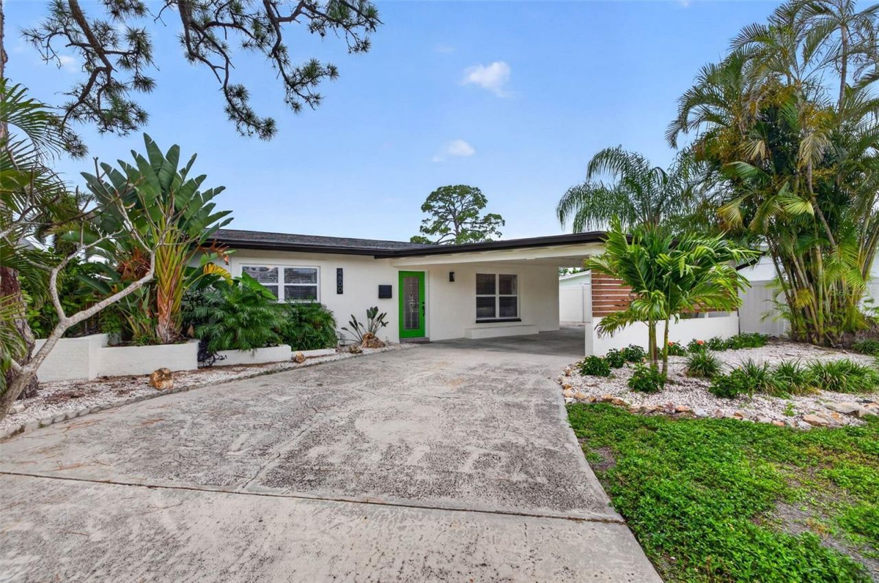 4800 Venetian Boulevard Ne, Saint Petersburg, FL 33703 Photo