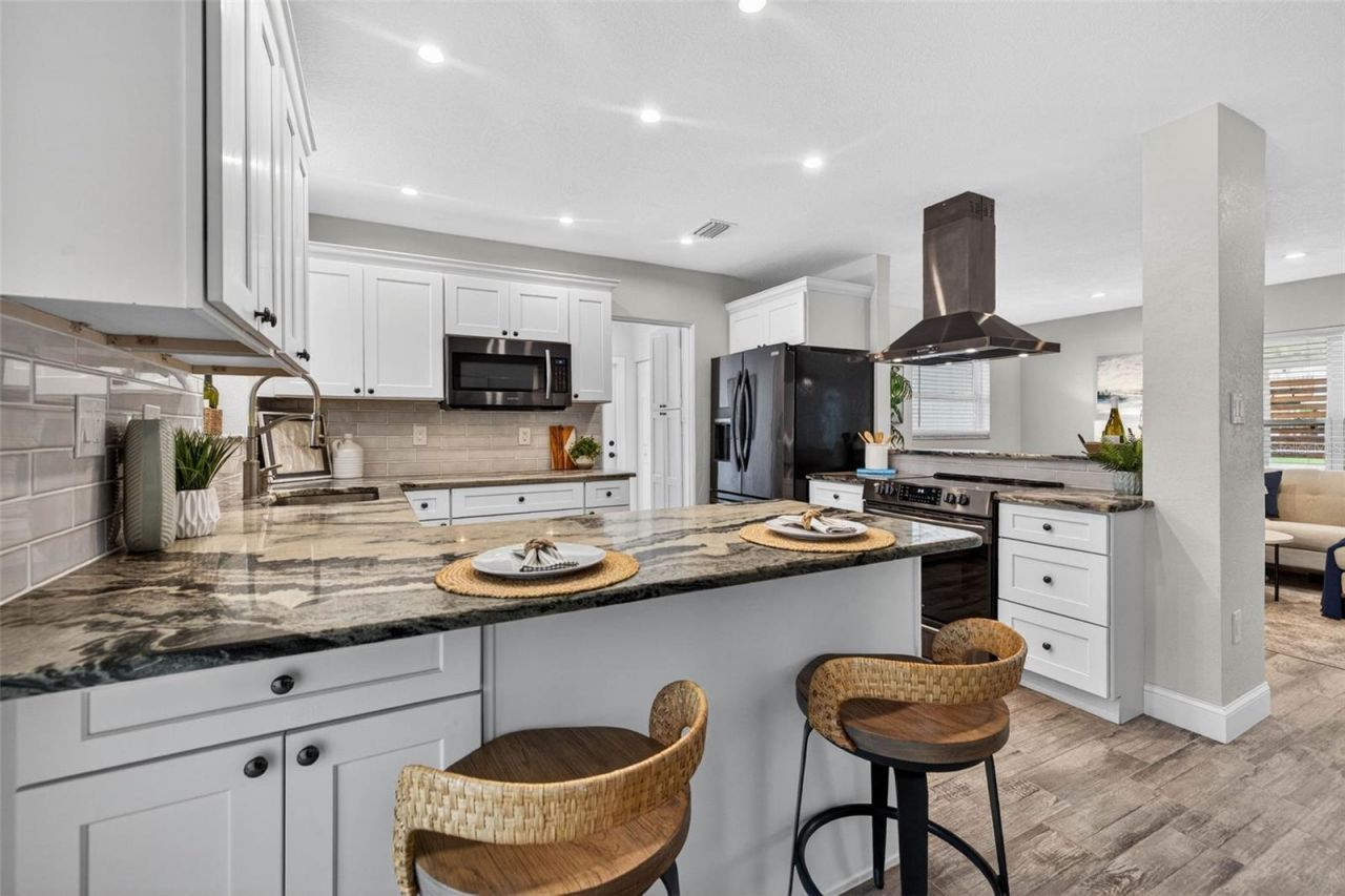 4800 Venetian Boulevard Ne, Saint Petersburg, FL 33703 Photo