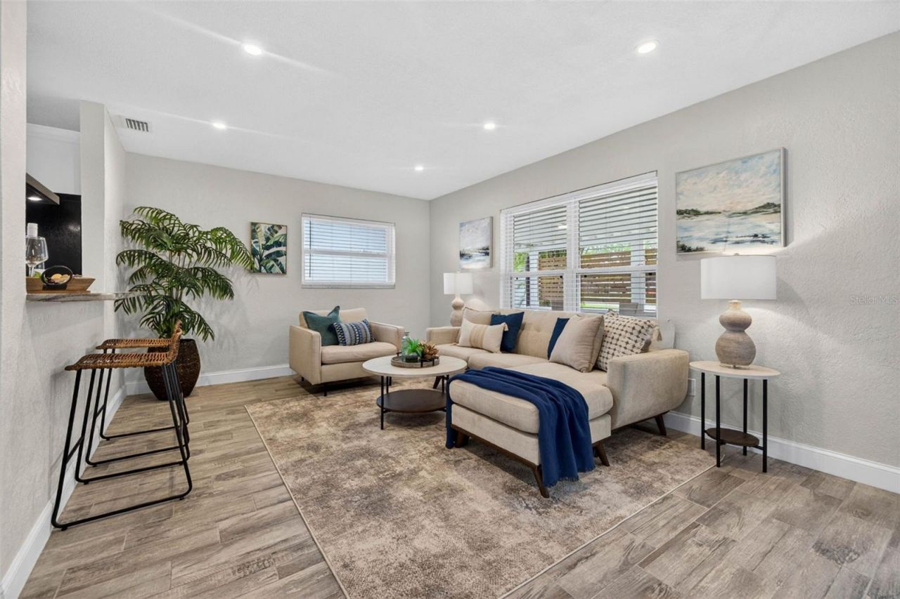 4800 Venetian Boulevard Ne, Saint Petersburg, FL 33703 Photo