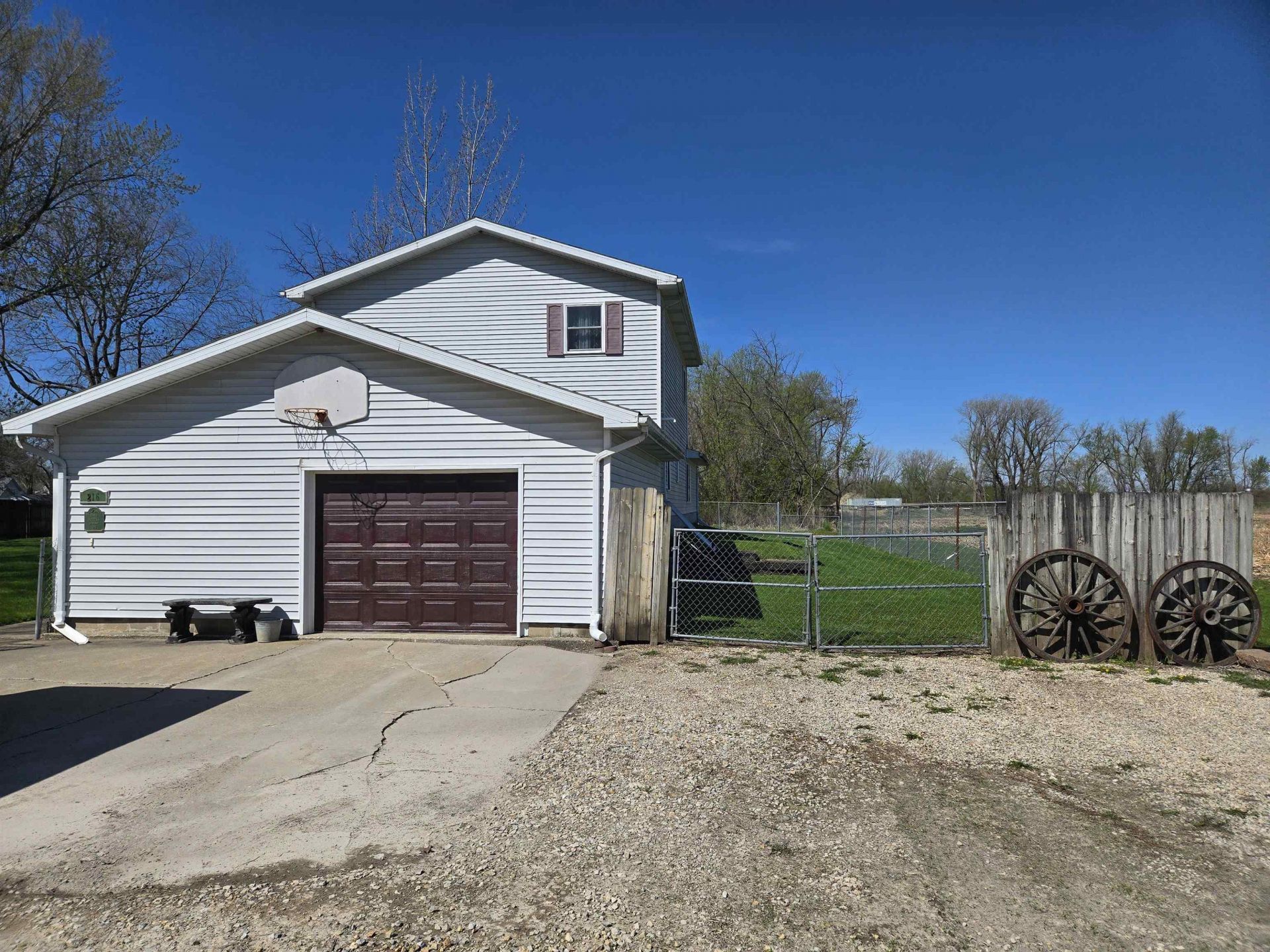 216 Berlin Avenue, Traer, IA 50675 Main Photo