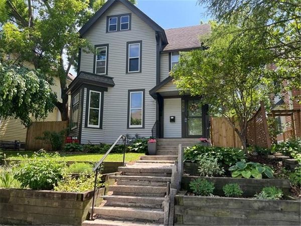 658 Holly Avenue, Saint Paul, MN 55104