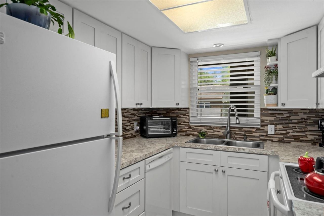 4101 Passport Lane , Unit 202, New Port Richey, FL 34653 Photo