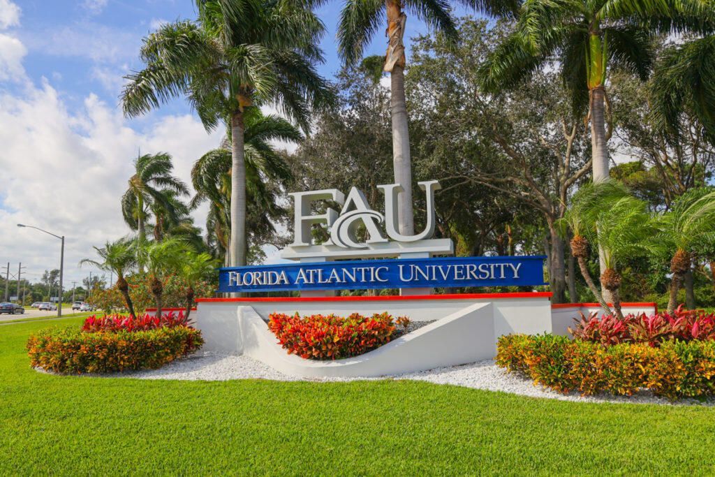 524 NW 53rd Street, Boca Raton, FL 33487 Photo