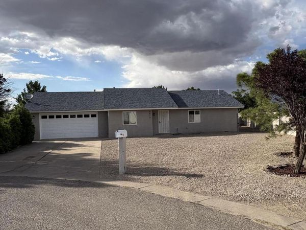 2615 Luna Nuestra NW, Albuquerque, NM 87120