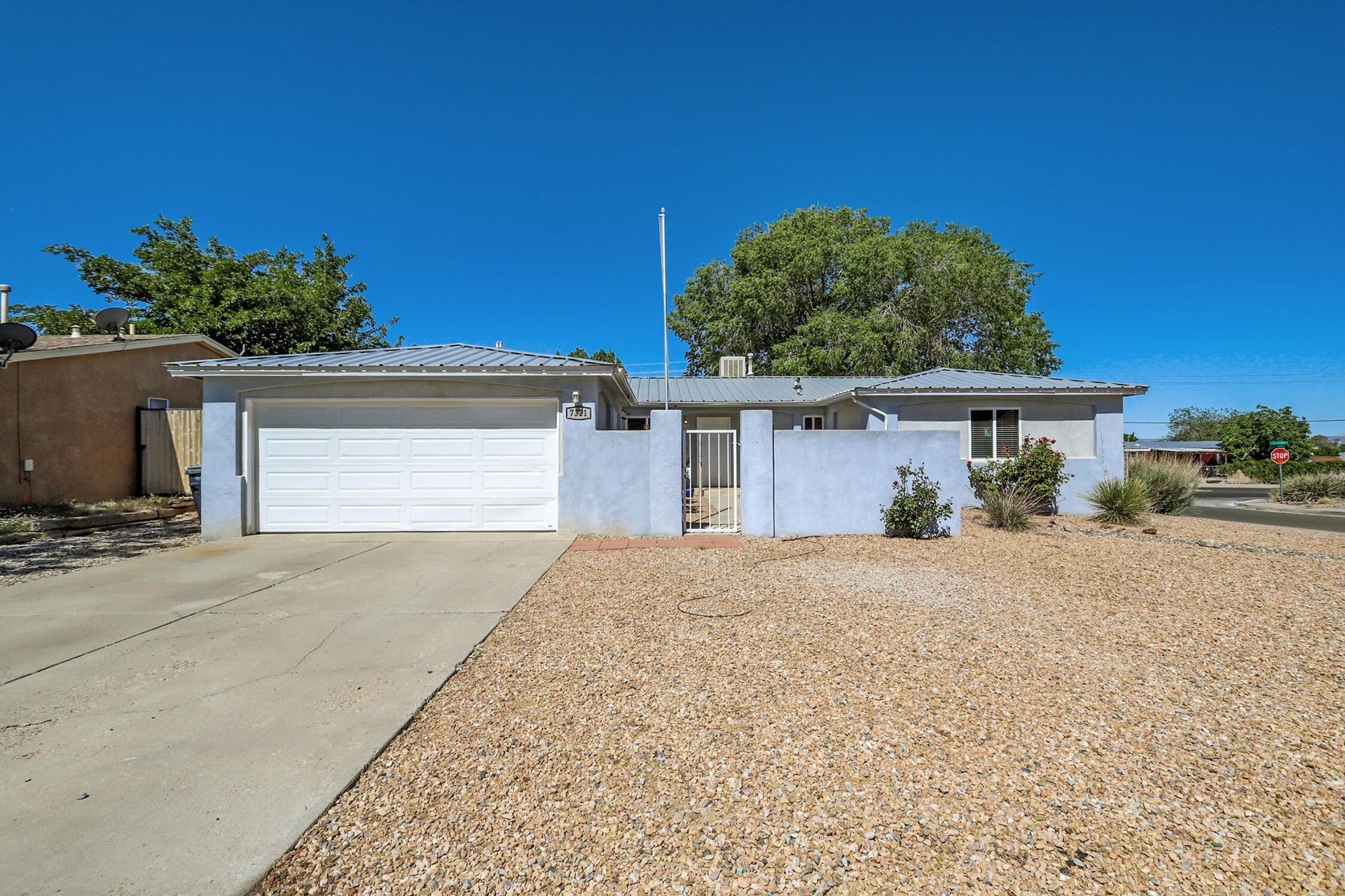 7321 Gill Street Ne, Albuquerque, NM 87109 Main Photo