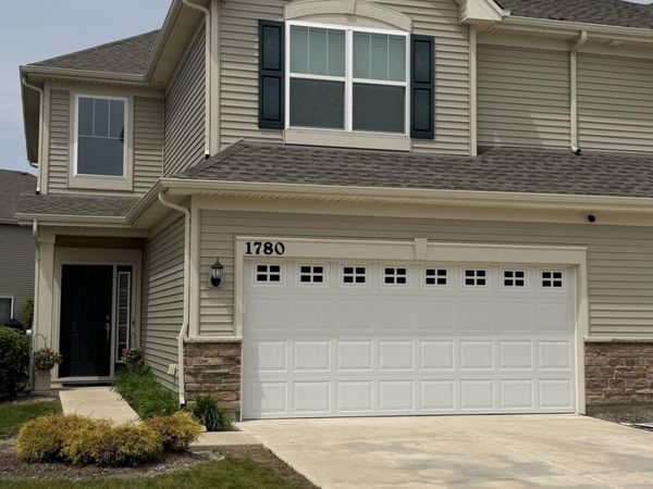 1780 E 110th Place, Crown Point, IN 46307