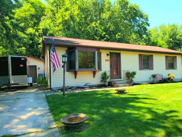 704 S 22nd Street, Chesterton, IN 46304