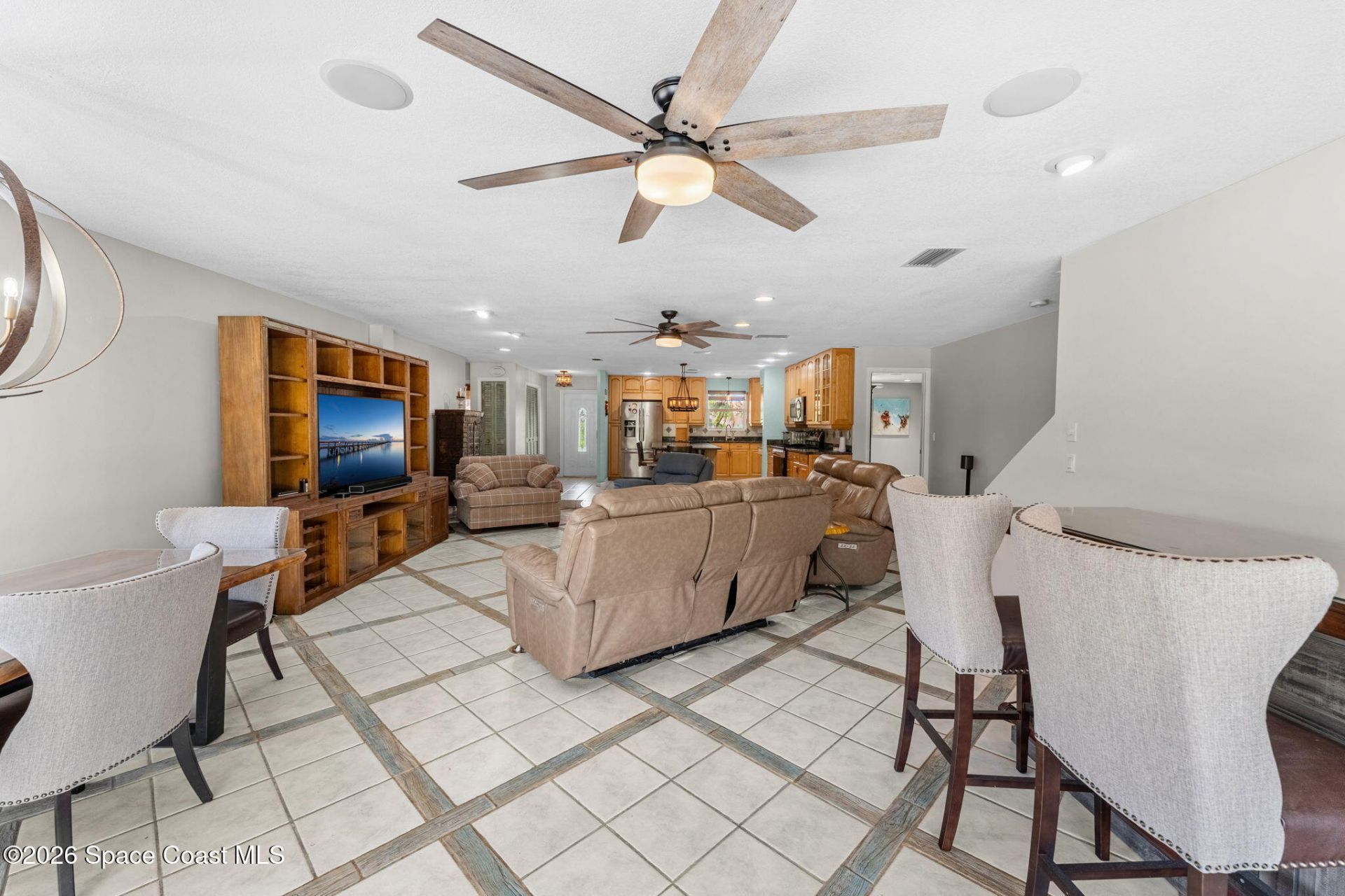310 Kent Drive , Cocoa Beach, FL 32931 Photo