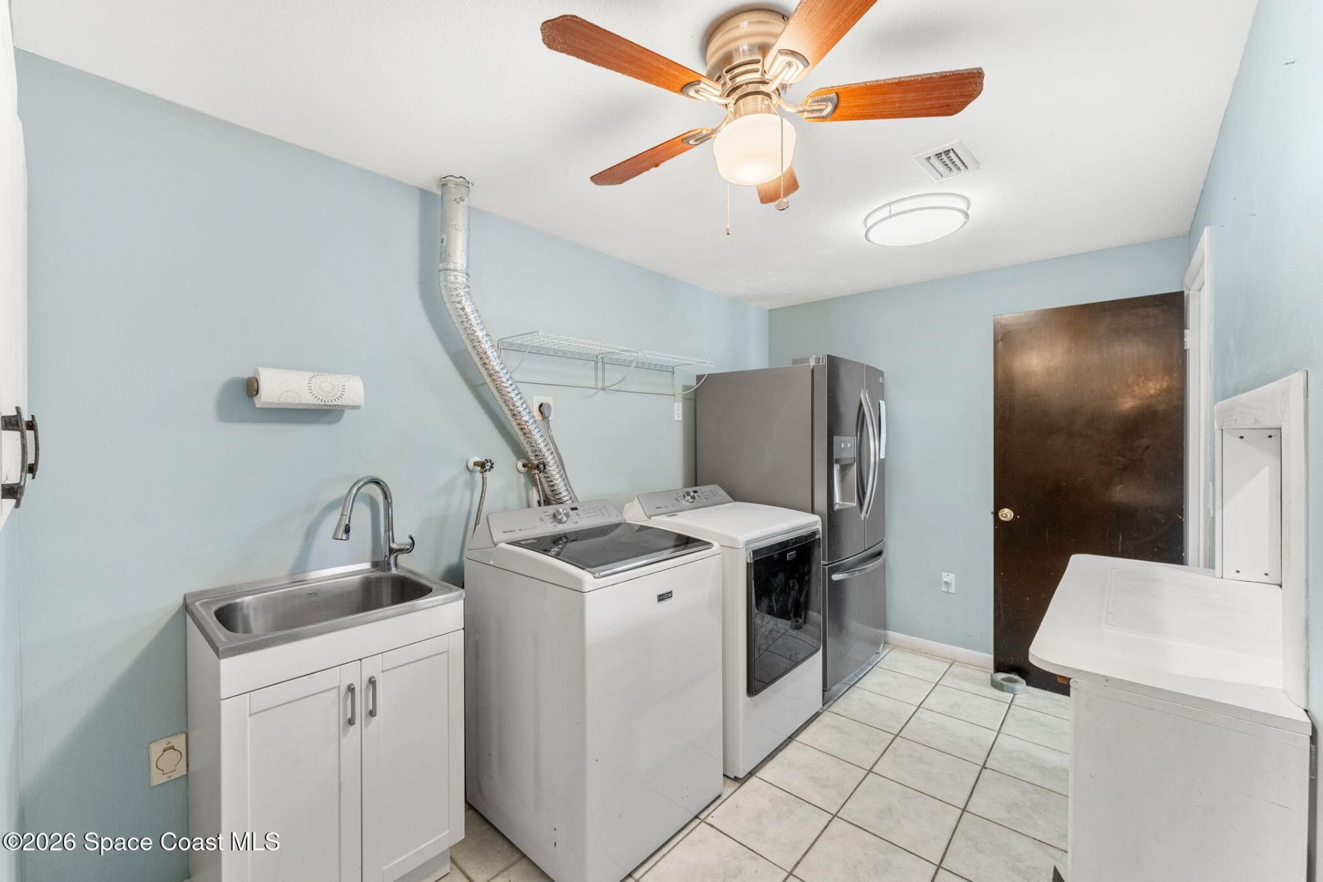 310 Kent Drive , Cocoa Beach, FL 32931 Photo