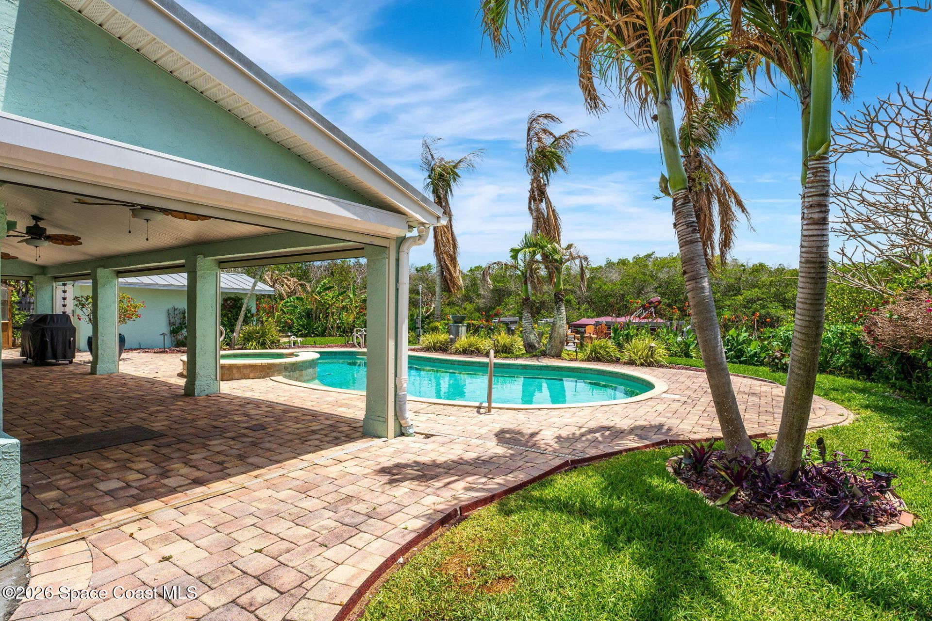 310 Kent Drive , Cocoa Beach, FL 32931 Photo