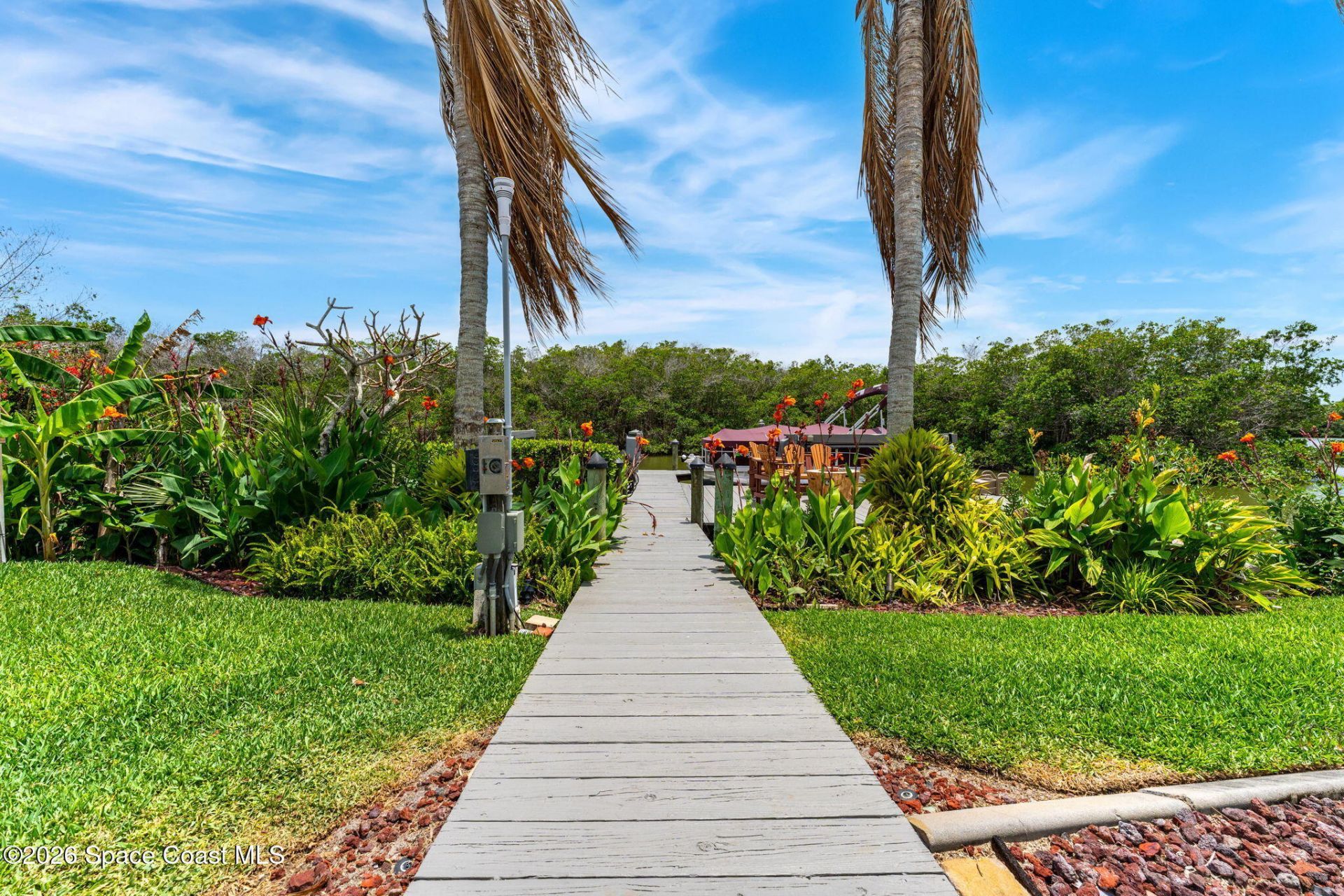 310 Kent Drive , Cocoa Beach, FL 32931 Photo