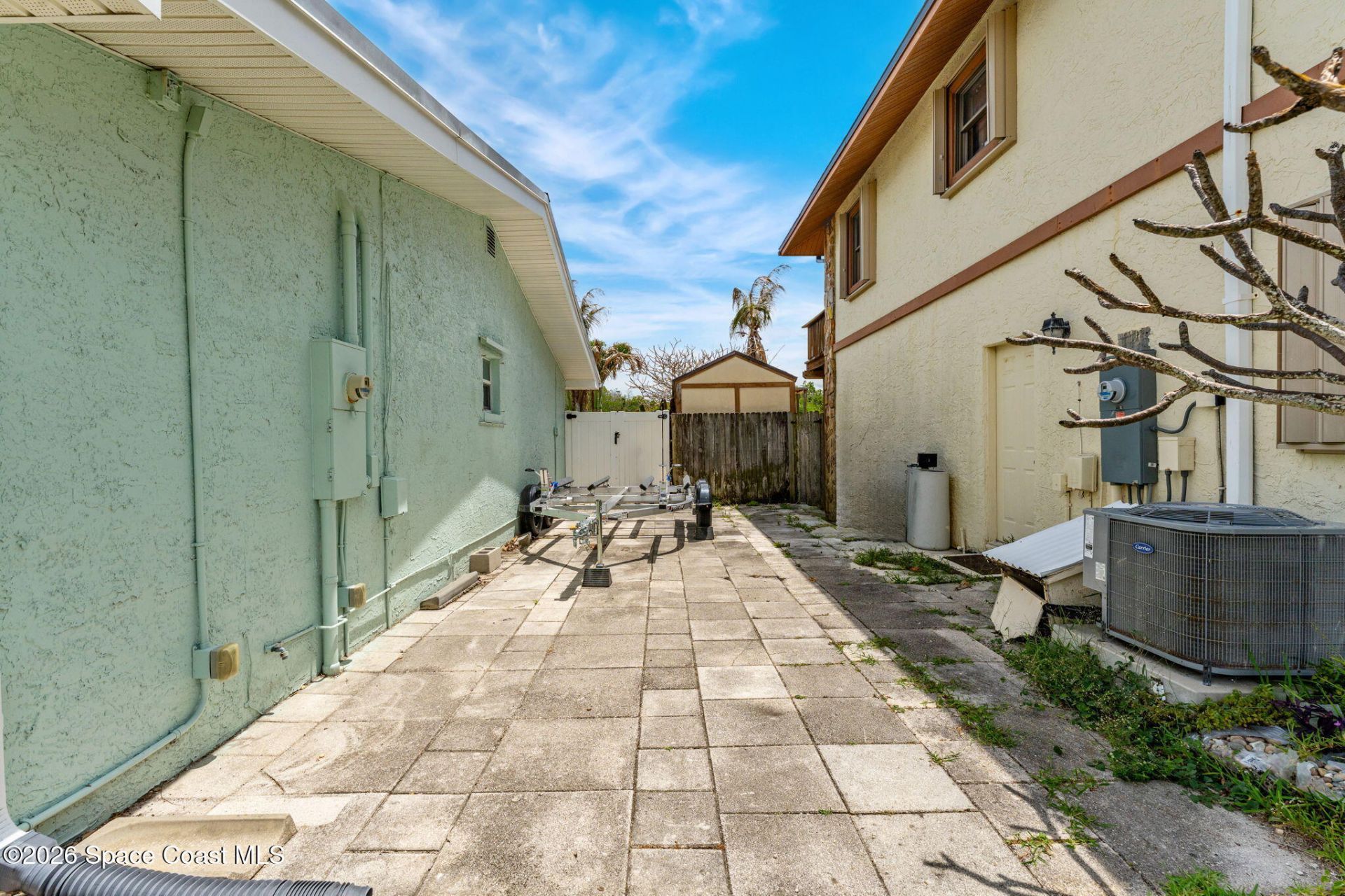 310 Kent Drive , Cocoa Beach, FL 32931 Photo