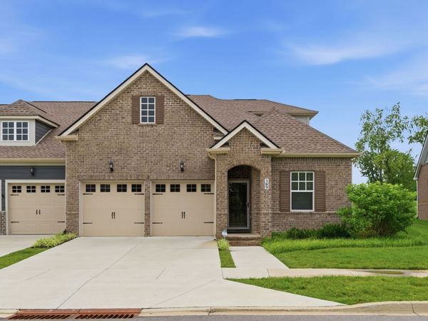 309 Gingerwood Ln, Hendersonville, TN 37075
