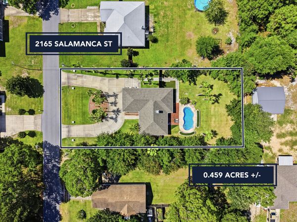 2165 Salamanca Street, Navarre, FL 32566