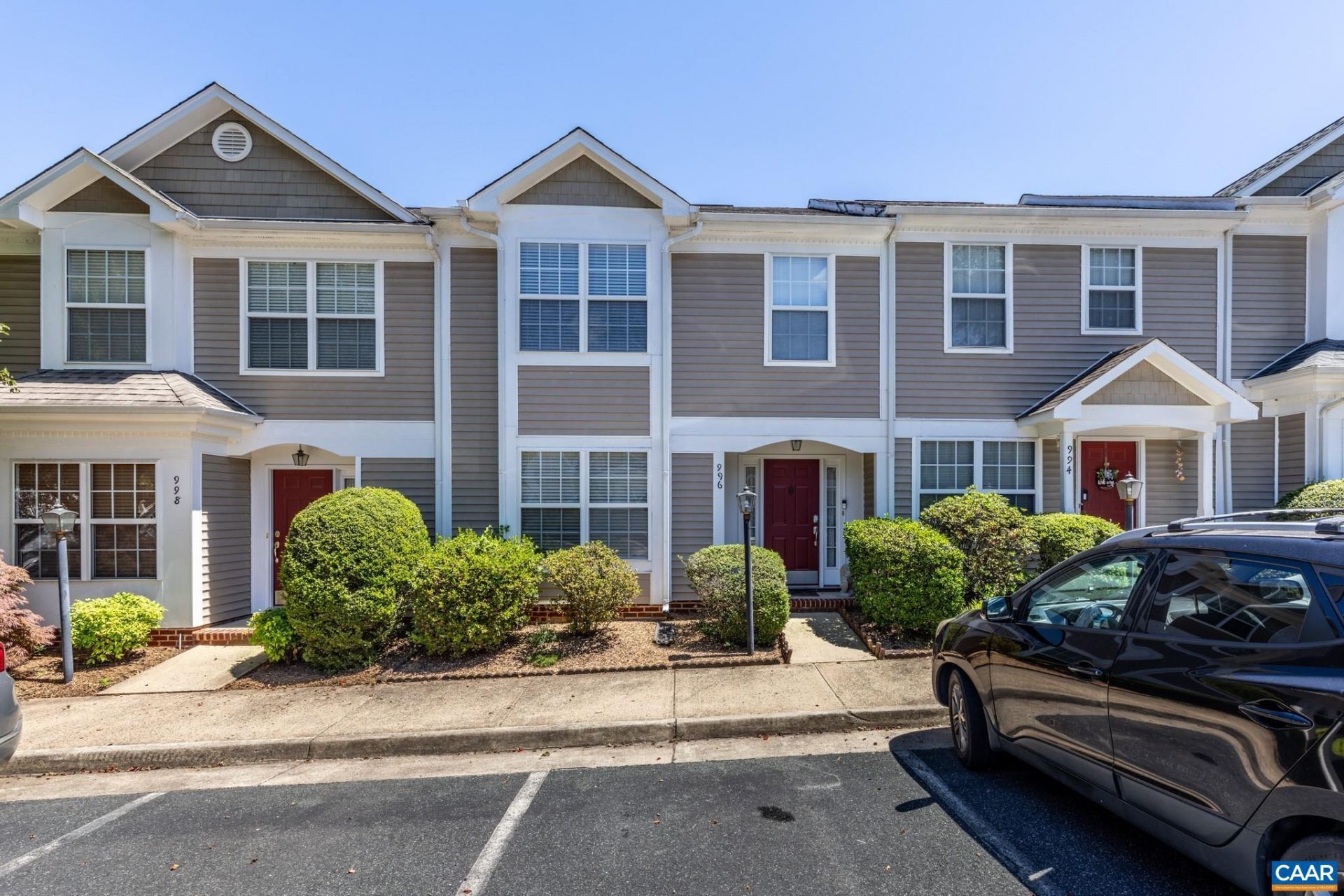 996 River Run Dr , Charlottesville, VA 22901 Main Photo