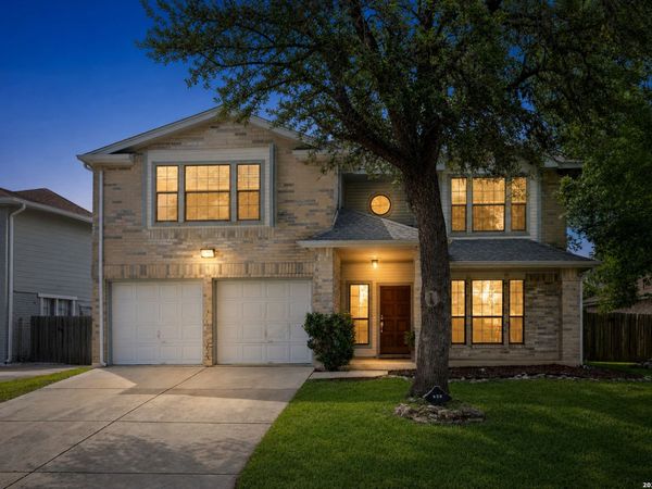 959 Hedgestone Dr, San Antonio, TX 78258