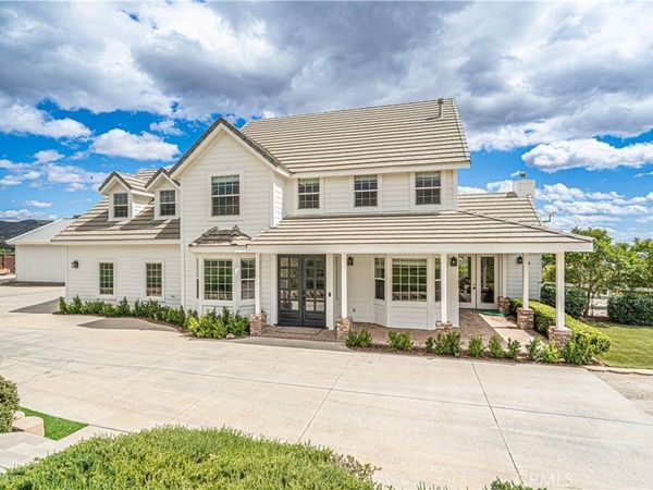 9248 Hierba, Agua Dulce, CA 91390
