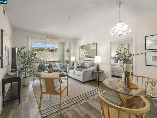 1860 Tice Creek Dr, Unit 1228, Walnut Creek, CA 94595