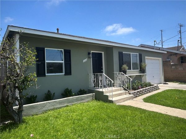 1316 Ravenna, Wilmington, CA 90744
