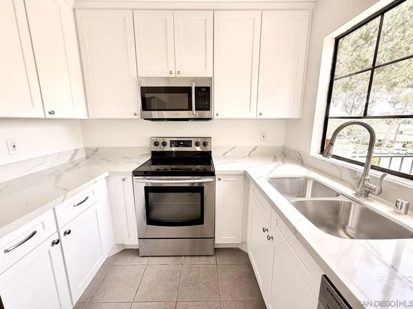 4240 Porte De Merano, Unit 71, San Diego, CA 92122