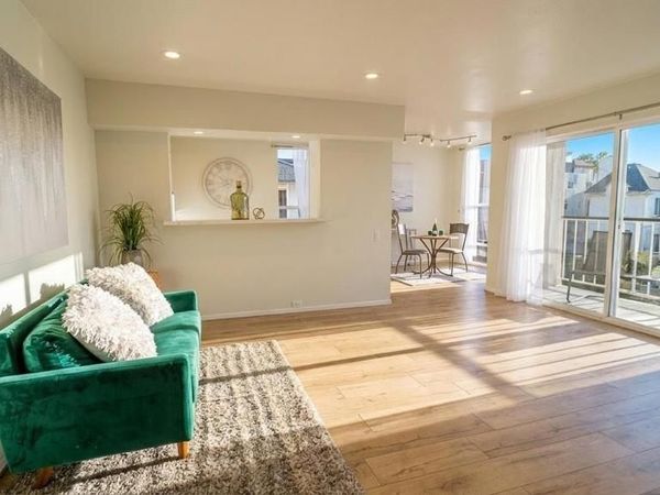 365 Perkins St, Unit 201, Oakland, CA 94610