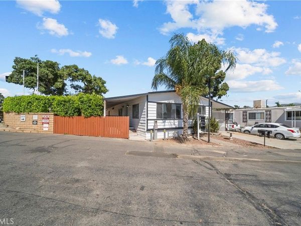 18540 Soledad Canyon Road, Unit 53, Canyon Country, CA 91351