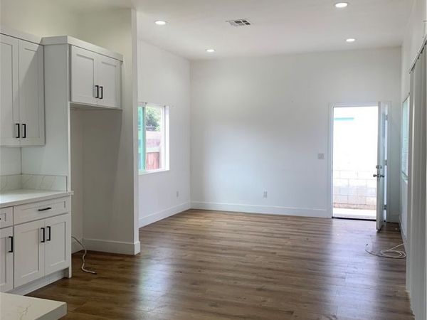 1330 W 10th Street, Unit 2, Santa Ana, CA 92703