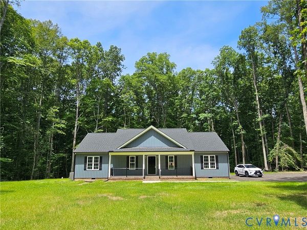 1444 Manfield Road, Aylett, VA 23009