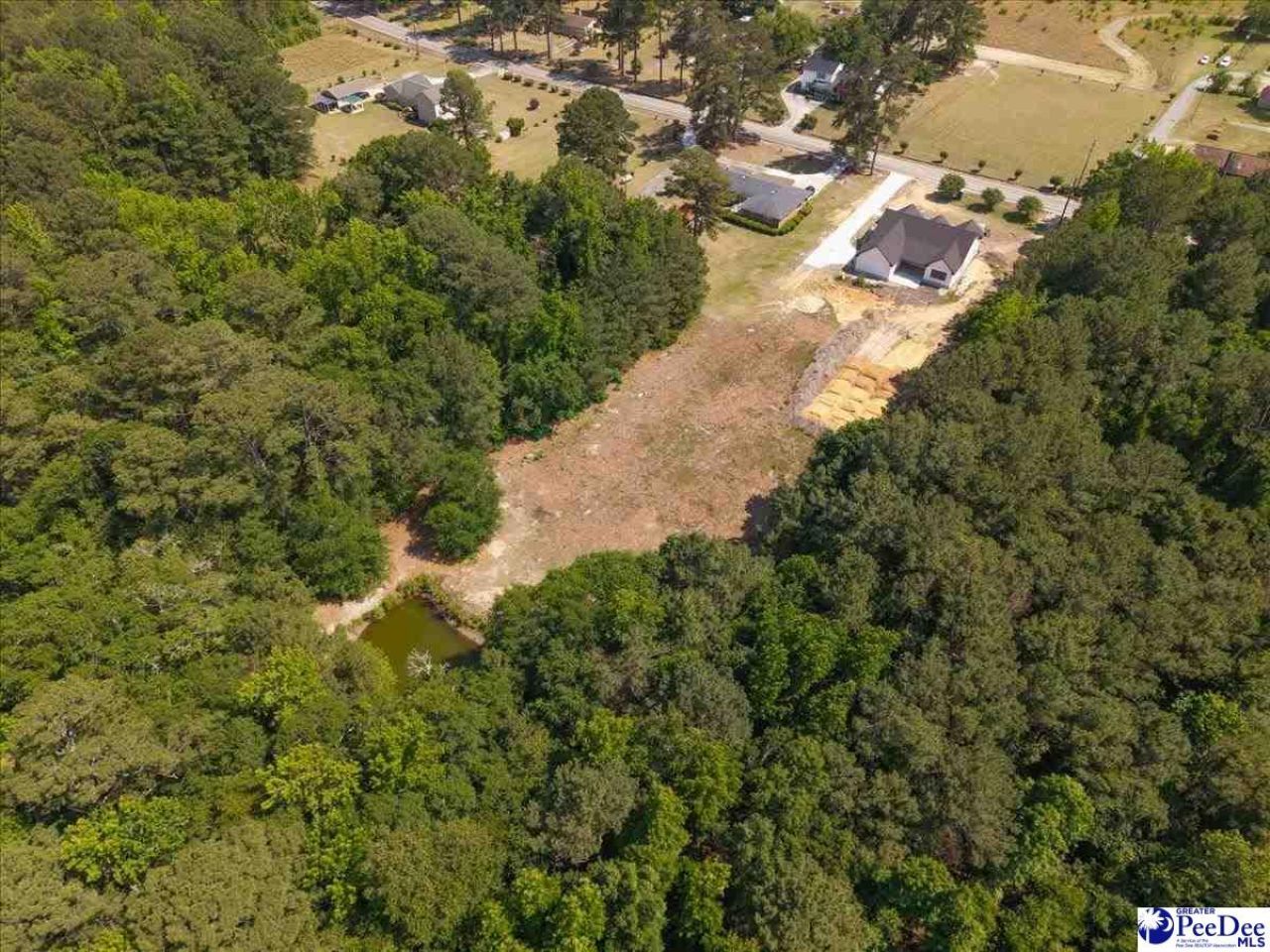 922 Rogers Rd. Photo 10