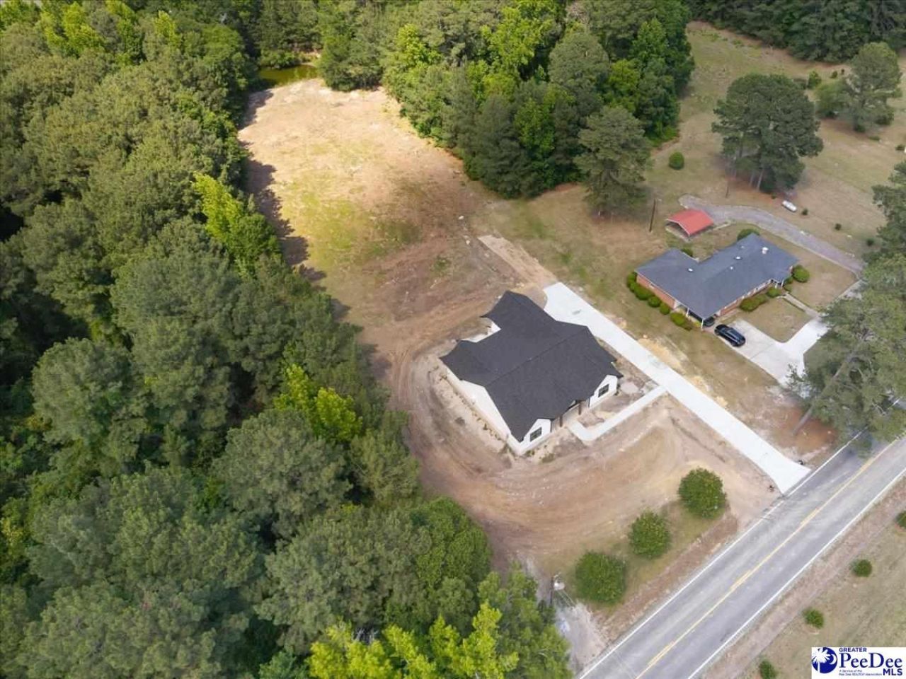922 Rogers Rd. Photo 4