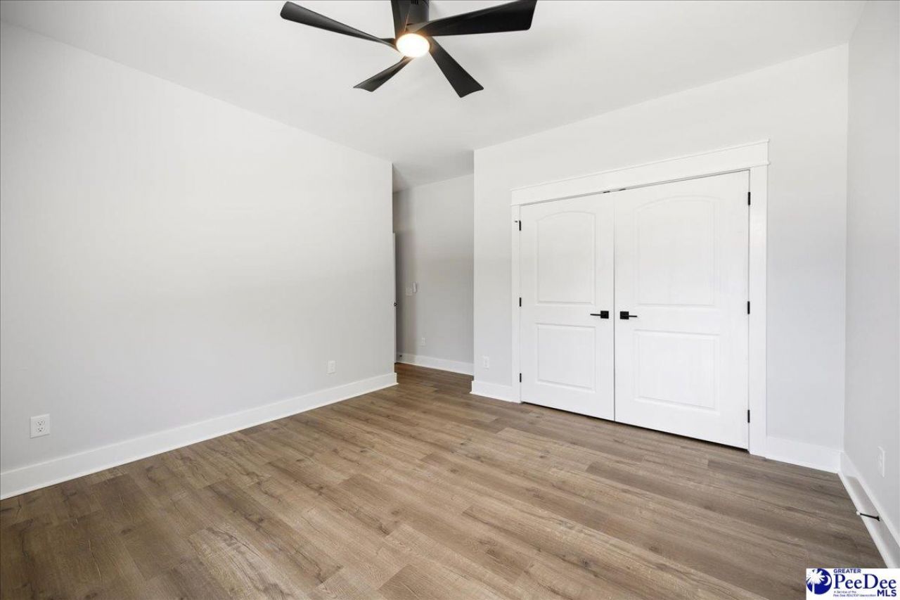 922 Rogers Rd. Photo 45