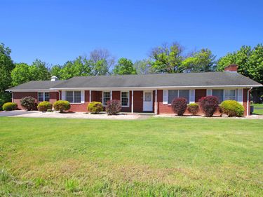 184 ORCHARD DR, TIMBERVILLE, VA 22853