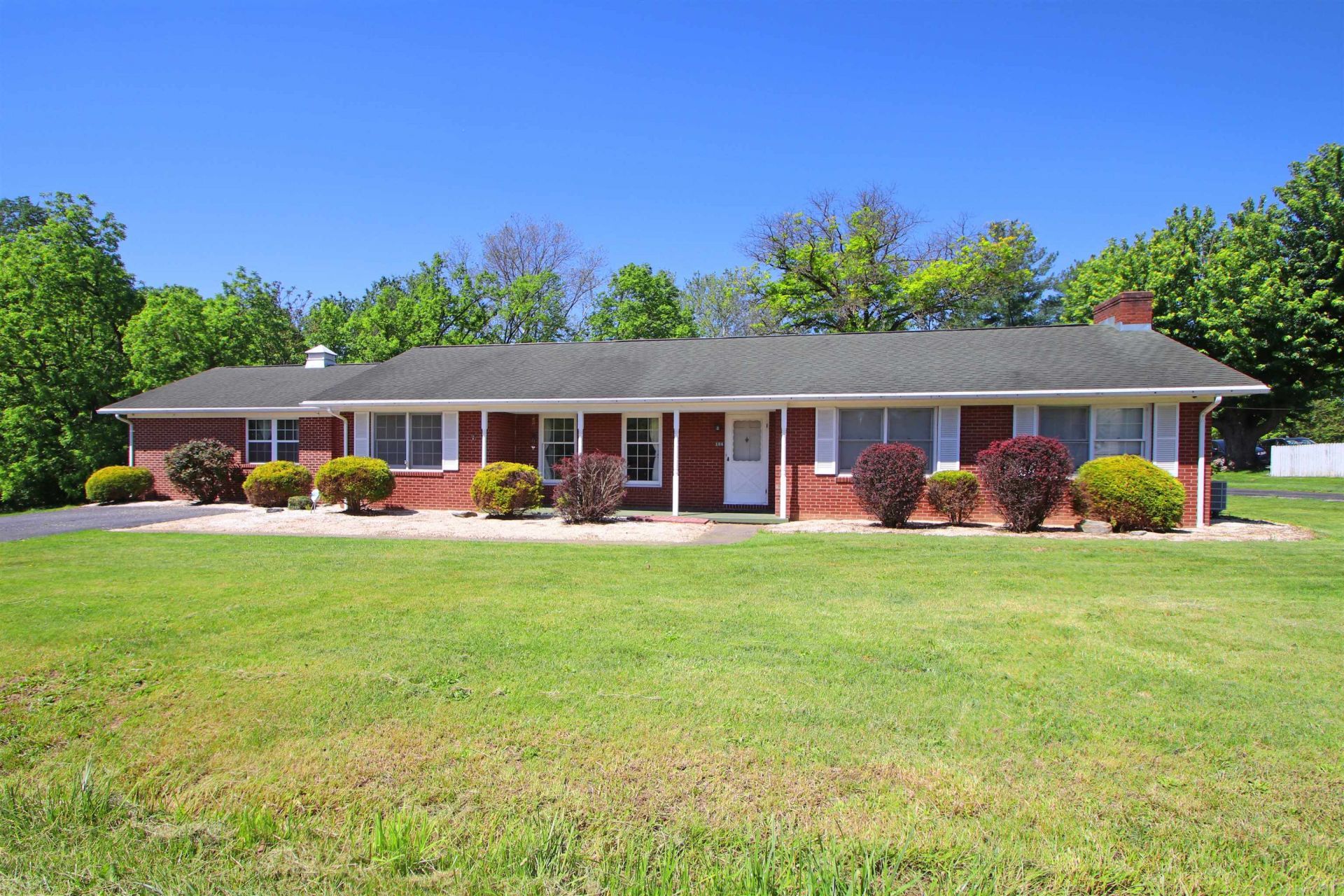 184 ORCHARD DR primary photo