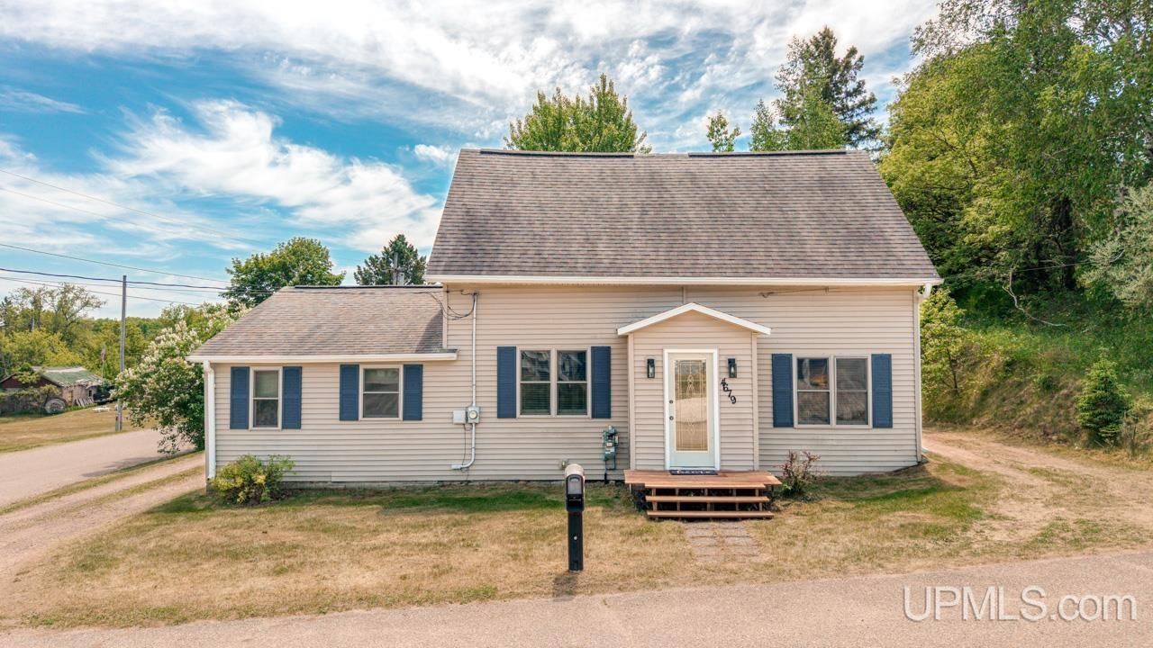 W4679 Pine Street, Norway Twp, MI 49892 Main Photo