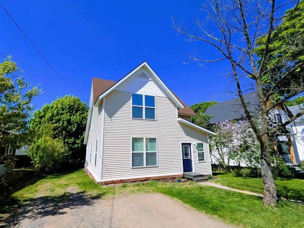 376 Alger Street, Marquette, MI 49855