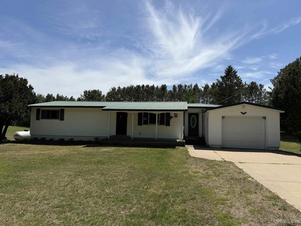 E12437 Olson Road, Munising Twp, MI 49884