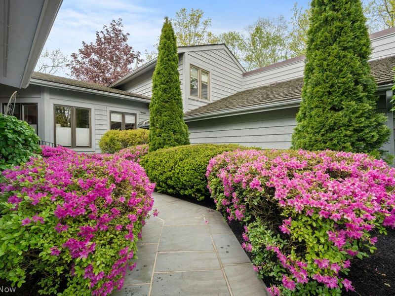 3835 Acorn Trail , Unit 3, Orange, OH 44022 Photo 3