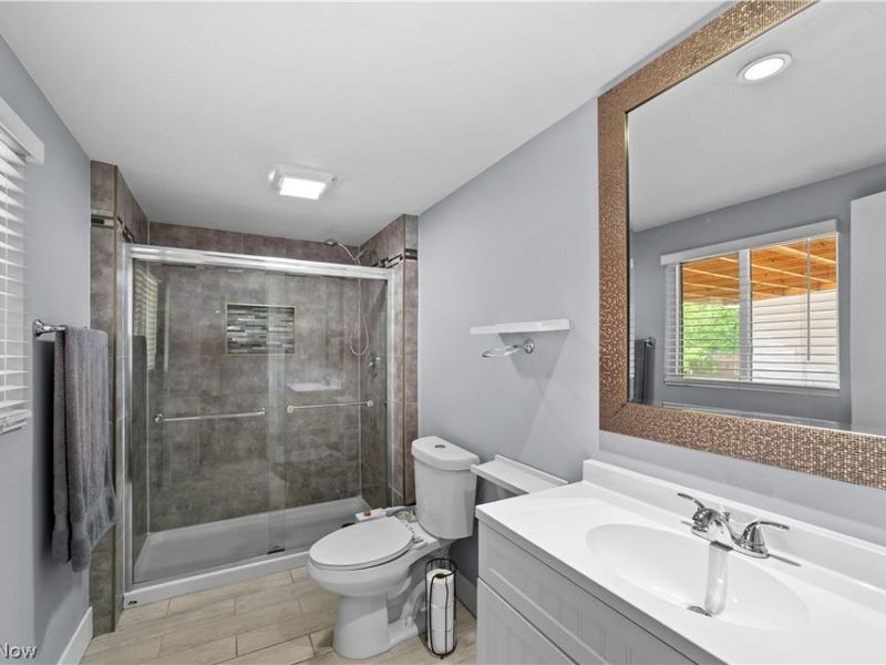 6115 Wallace Boulevard , North Ridgeville, OH 44039 Photo 19