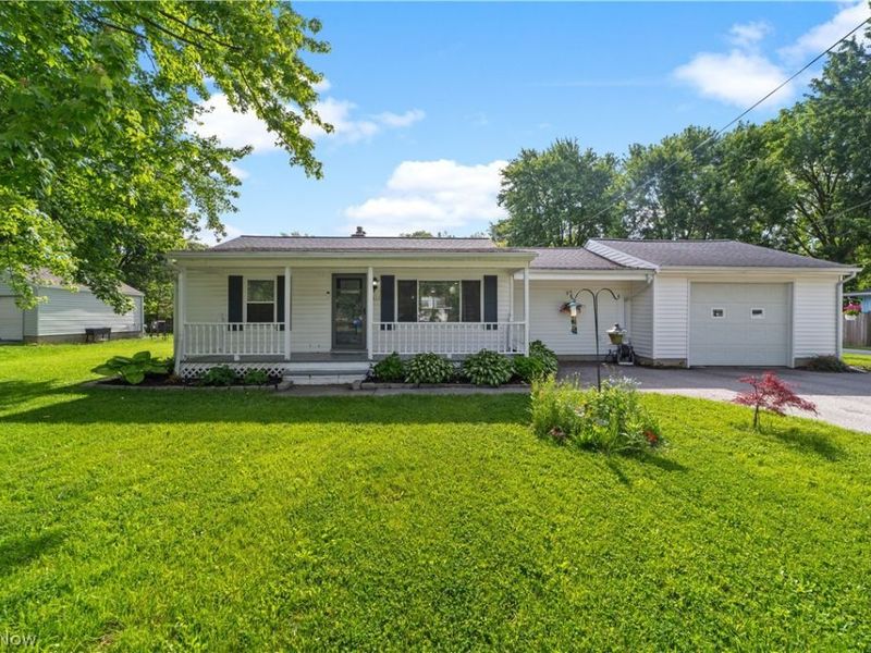6115 Wallace Boulevard , North Ridgeville, OH 44039 Photo 2