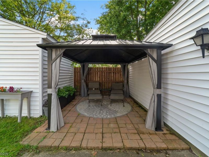 6115 Wallace Boulevard , North Ridgeville, OH 44039 Photo 40