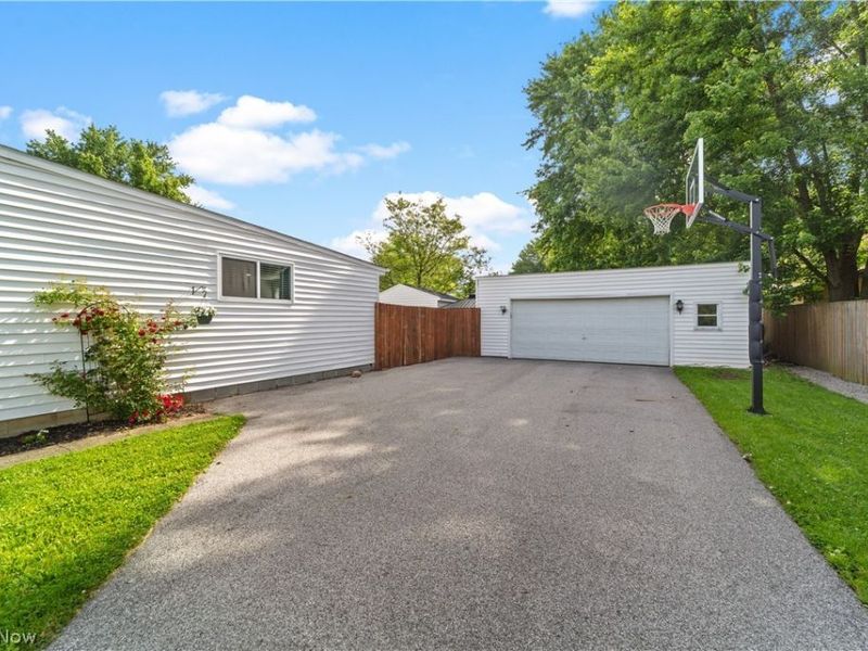 6115 Wallace Boulevard , North Ridgeville, OH 44039 Photo 44