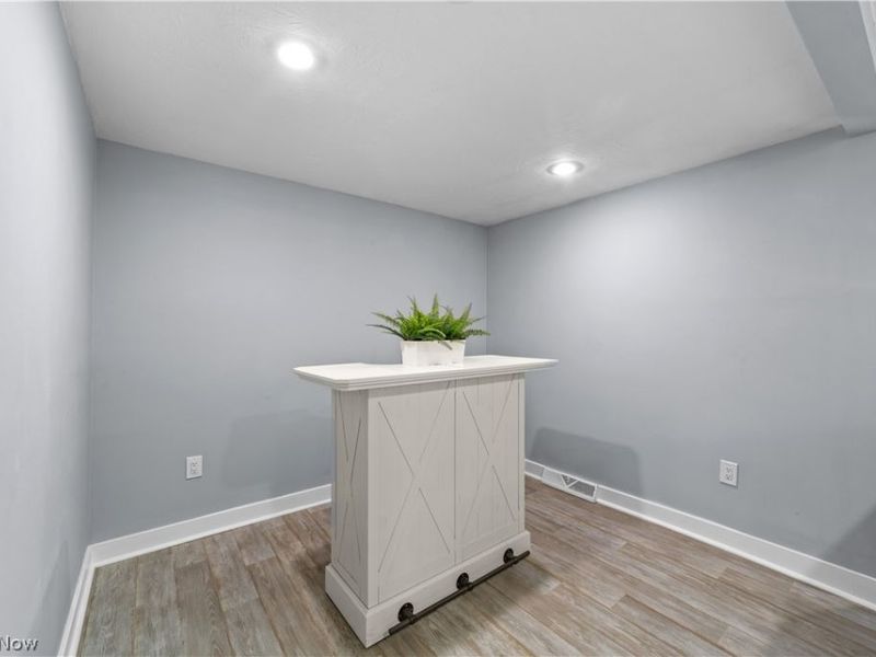6115 Wallace Boulevard , North Ridgeville, OH 44039 Photo 8
