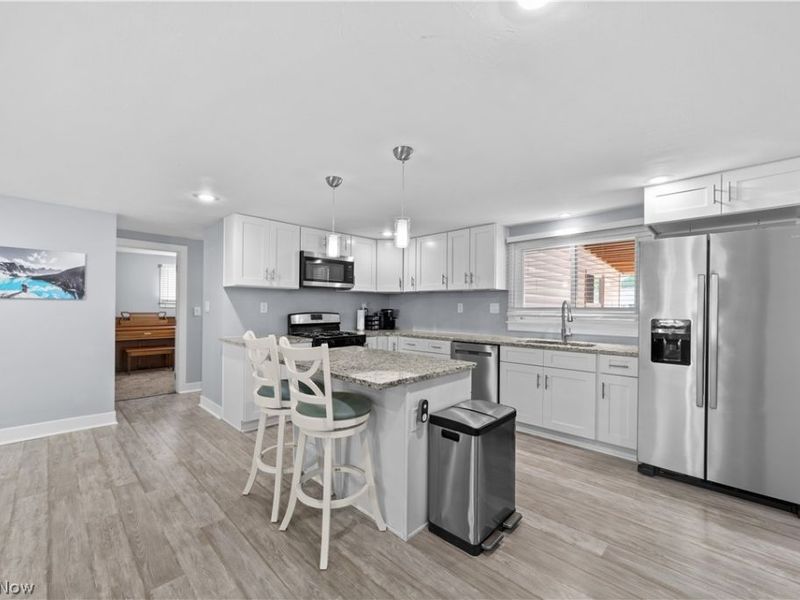 6115 Wallace Boulevard , North Ridgeville, OH 44039 Photo 9