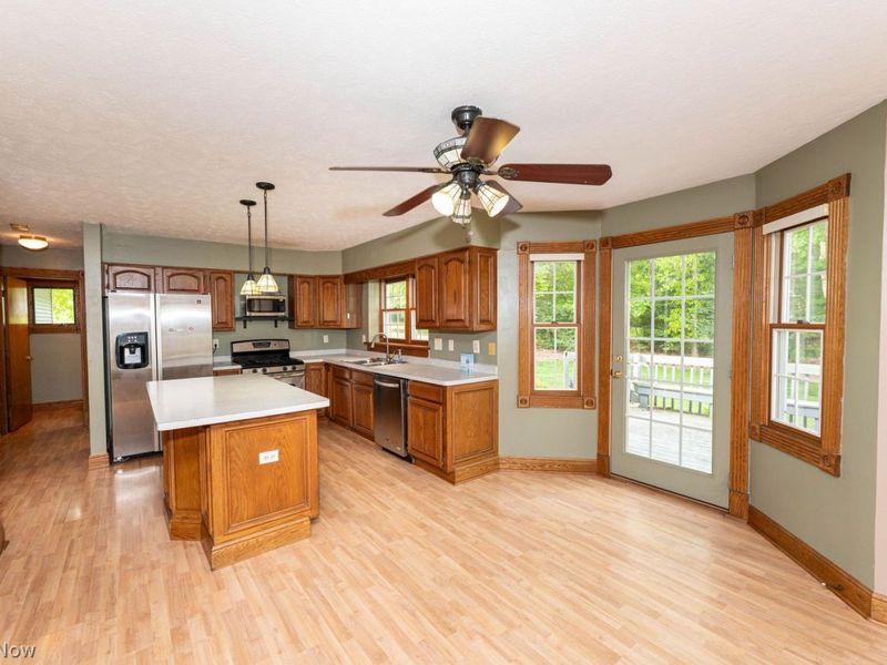 9812 Wellesly Boulevard , Concord Township, OH 44077 Photo 13