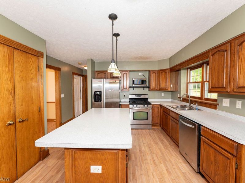 9812 Wellesly Boulevard , Concord Township, OH 44077 Photo 14