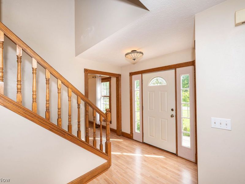 9812 Wellesly Boulevard , Concord Township, OH 44077 Photo 2