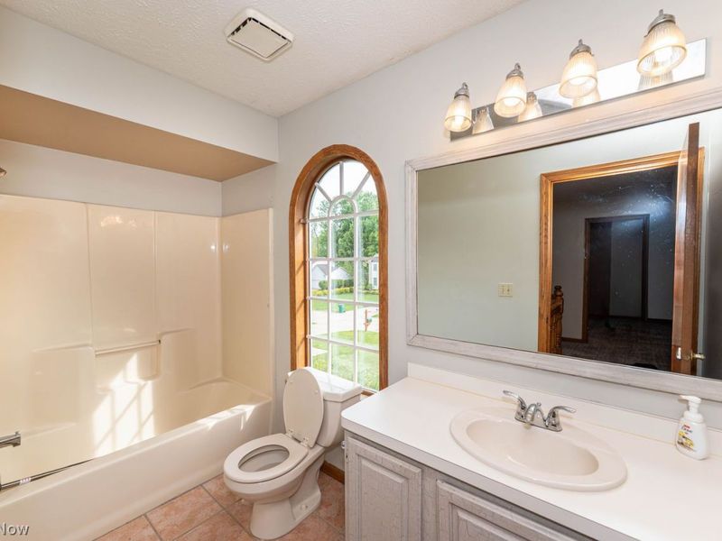 9812 Wellesly Boulevard , Concord Township, OH 44077 Photo 28