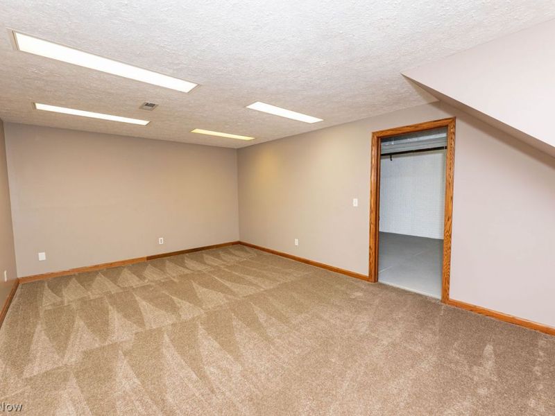 9812 Wellesly Boulevard , Concord Township, OH 44077 Photo 35