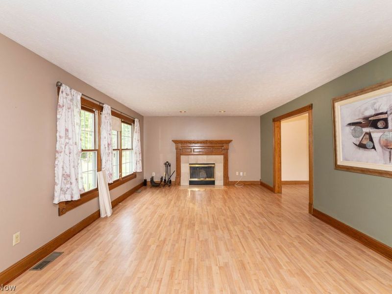 9812 Wellesly Boulevard , Concord Township, OH 44077 Photo 9
