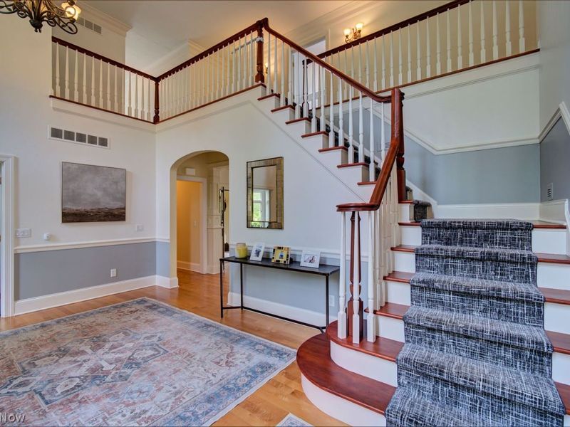 18764 Brewster Road , Chagrin Falls, OH 44023 Photo 4